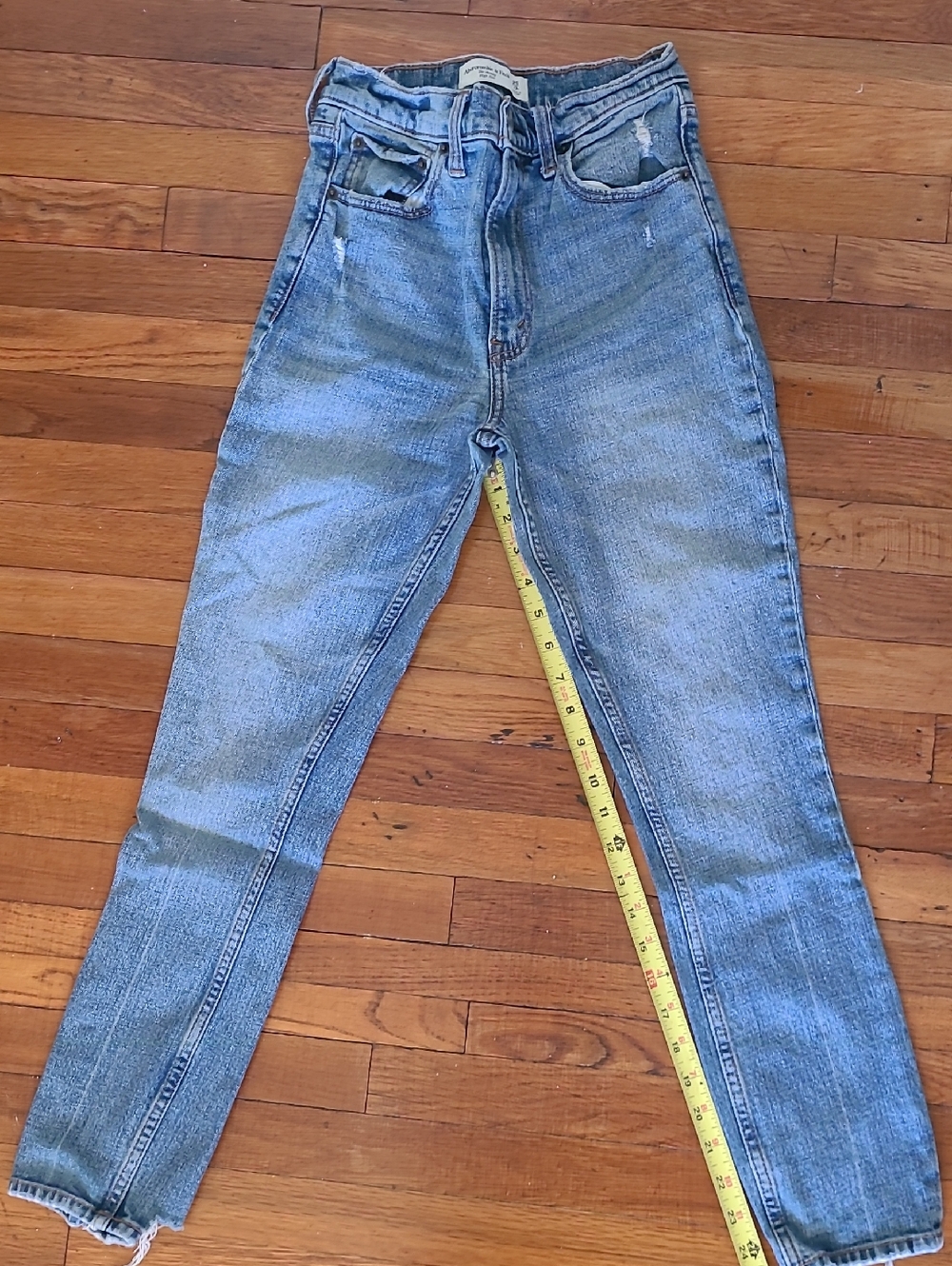 Abercrombie & Fitch Light Blue High-Rise Women's Jeans
